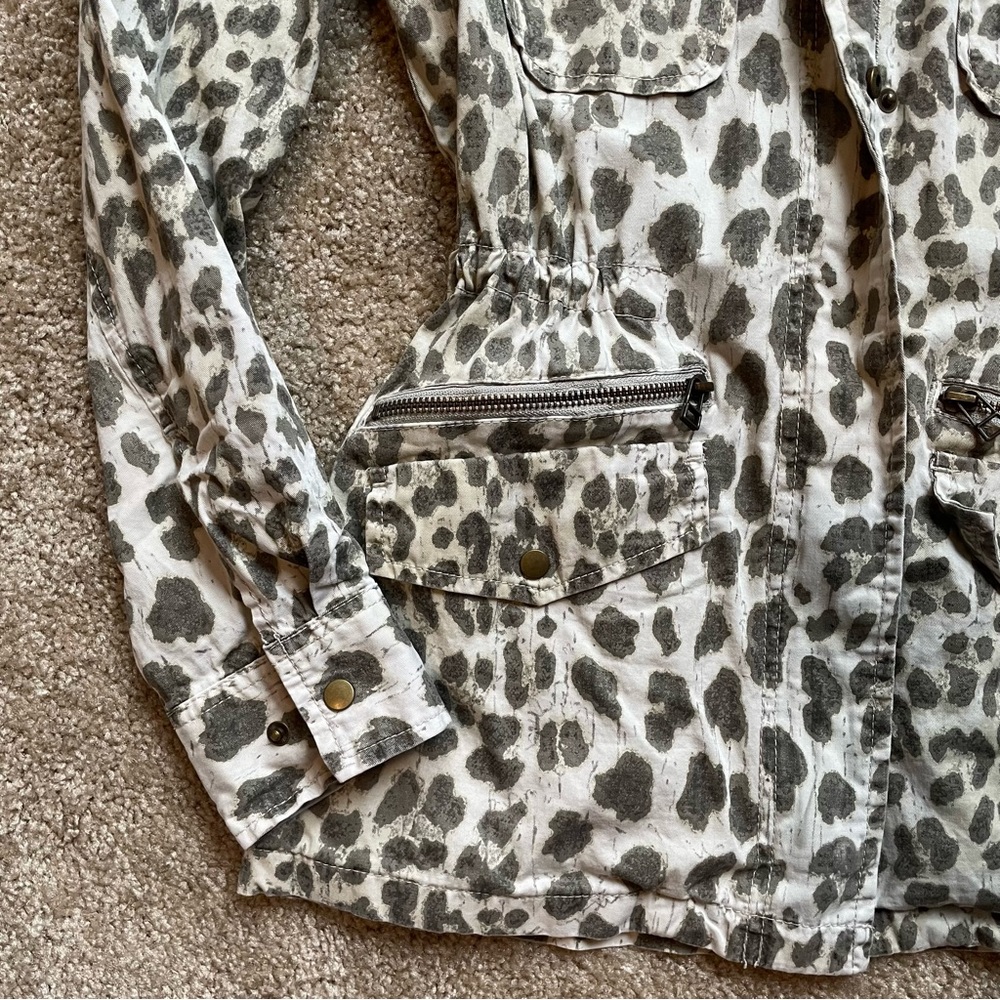 Leopard Utility Jacket - Picture 3 of 8